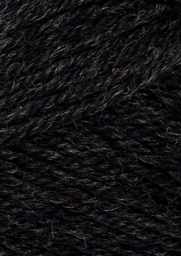 Nahaufnahme von Sandnes Garn Peer Gynt 1088 Charcoal Melange