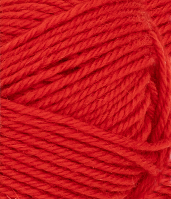 Nahaufnahme von Sandnes Garn Peer Gynt 4018 Scarlet Red