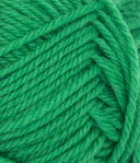 Nahaufnahme von Sandnes Garn Peer Gynt 8236 Jelly Bean Green