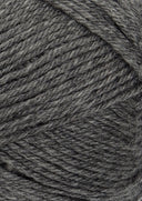 Nahaufnahme von Sandnes Garn Babyull Lanett 1053 Dark Grey Melange
