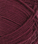Nahaufnahme von Sandnes Garn Babyull Lanett 4372 Deep Burgundy