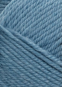Nahaufnahme von Sandnes Garn Babyull Lanett 6033 Jeans