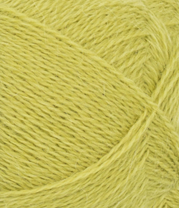 Nahaufnahme von Sandnes Garn Alpakka Følgetråd 9564 Lime Punch