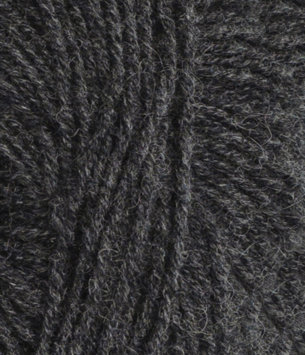 Nahaufnahme von Sandnes Garn Cashmere 1088 Charcoal Melange