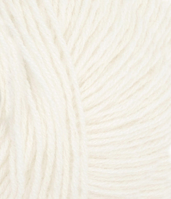 Nahaufnahme von Sandnes Garn Cashmere 1012 Natur