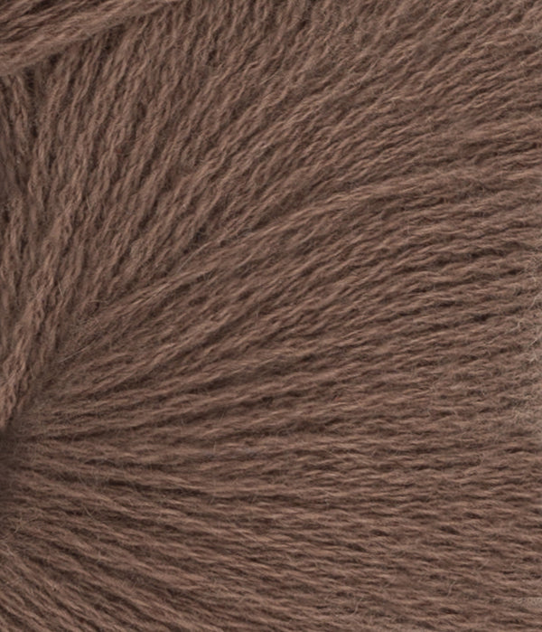 Nahaufnahme von Sandnes Garn Cashmere 3091 Acorn