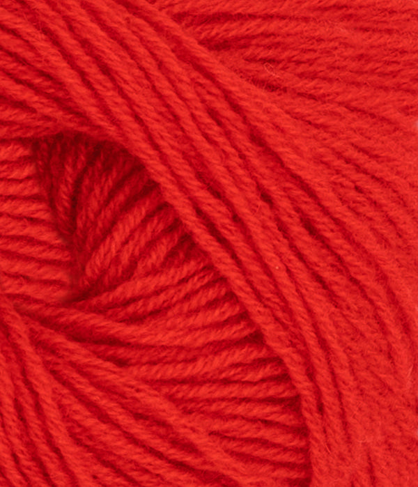 Nahaufnahme von Sandnes Garn Cashmere 4018 Scarlet Red