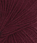 Nahaufnahme von Sandnes Garn Cashmere 4372 Burgundy