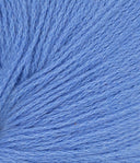Nahaufnahme von Sandnes Garn Cashmere 5824 Provance Blue