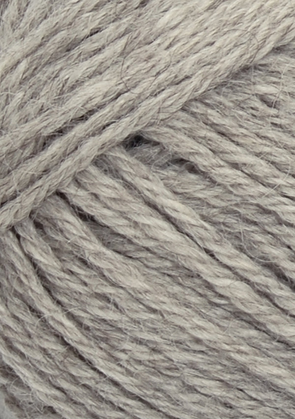 Nahaufnahme von Sandnes Garn Alpakka Ull 1042 Grey Mottled
