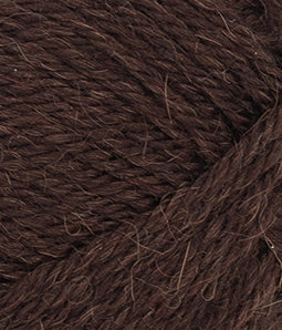 Nahaufnahme von Sandnes Garn Alpakka Ull 3581 Coffee