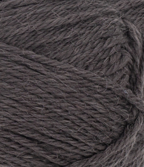 Nahaufnahme von Sandnes Garn Alpakka Ull 3800 Bristol Black