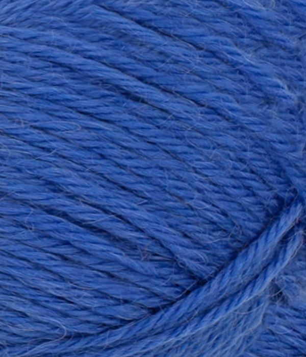 Nahaufnahme von Sandnes Garn Alpakka Ull 5845 Dazzling Blue
