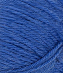 Nahaufnahme von Sandnes Garn Alpakka Ull 5845 Dazzling Blue