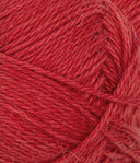 Nahaufnahme von Sandnes Garn Alpakka Silke 4135 Heritage Red