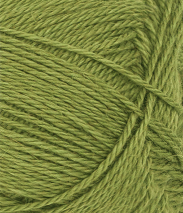Nahaufnahme von Sandnes Garn Alpakka Silke 9564 Matcha