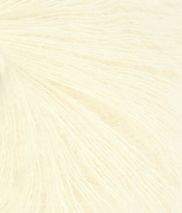 Nahaufnahme von Sandnes Garn Tynn Silk Mohair 2009 Lemon Icing
