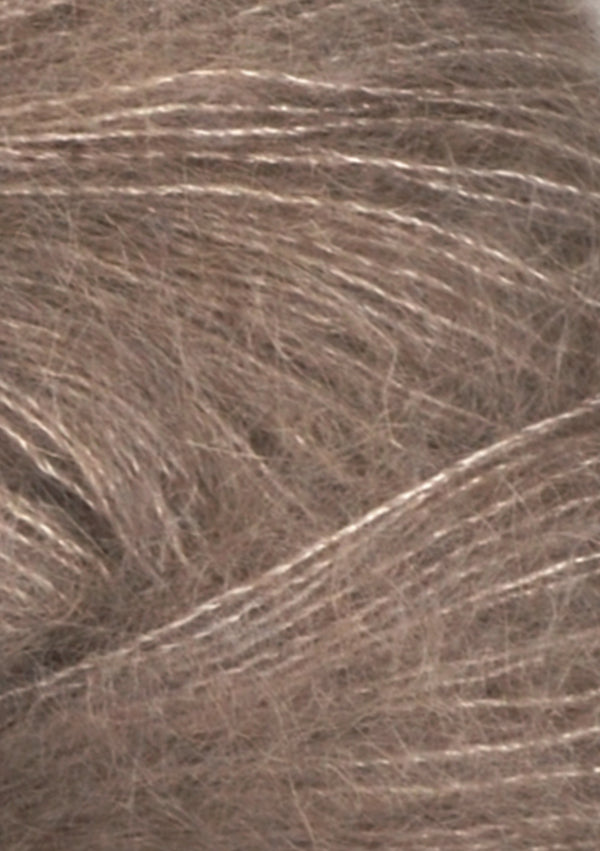 Nahaufnahme von Sandnes Garn Tynn Silk Mohair 3161 Acorn