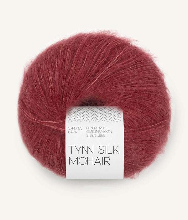 Sandnes Garn Tynn Silk Mohair 4353 Deep Burgundy – Garn aus 57 % Mohair, 28 % Seide und 15 % Wolle