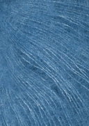Nahaufnahme von Sandnes Garn Tynn Silk Mohair 6042 Dark Sky Blue