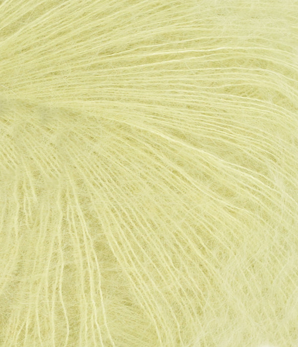 Nahaufnahme von Sandnes Garn Tynn Silk Mohair 9523 Lime Punch