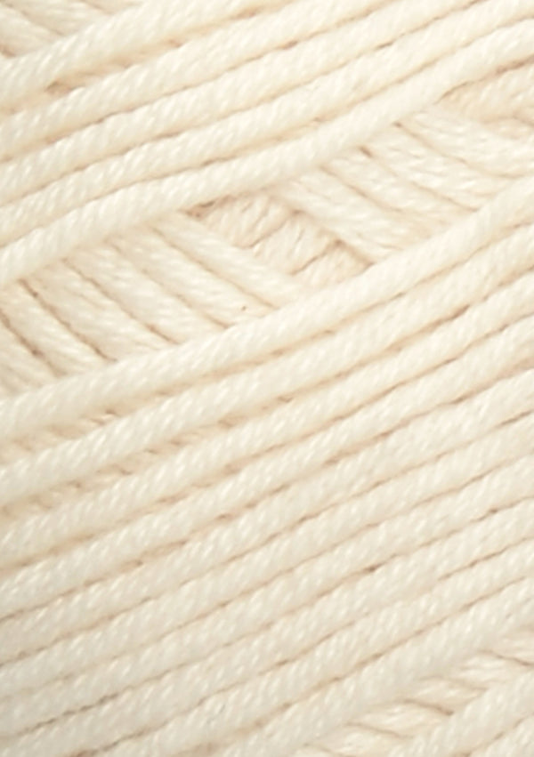 Nahaufnahme von Sandnes Garn Mandarin Petit 1012 Natural White