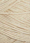 Nahaufnahme von Sandnes Garn Mandarin Petit 3011 Almond White