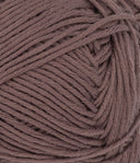Nahaufnahme von Sandnes Garn Mandarin Petit 3161 Acorn