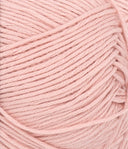 Nahaufnahme von Sandnes Garn Mandarin Petit 4002 Light Blossom