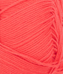 Nahaufnahme von Sandnes Garn Mandarin Petit 4108 Flame Scarlet