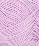 Nahaufnahme von Sandnes Garn Mandarin Petit 5023 Lilac