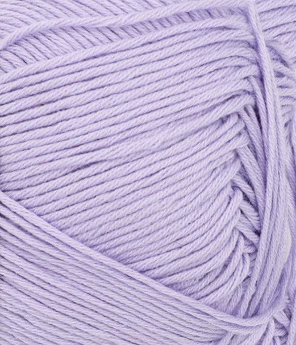 Nahaufnahme von Sandnes Garn Mandarin Petit 5223 Lavender