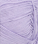 Nahaufnahme von Sandnes Garn Mandarin Petit 5223 Lavender