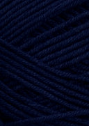Nahaufnahme von Sandnes Garn Mandarin Petit 6073 Seaside Navy