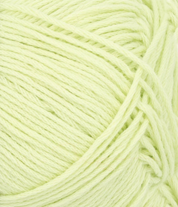 Nahaufnahme von Sandnes Garn Mandarin Petit 9312 Bright Lime