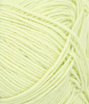 Nahaufnahme von Sandnes Garn Mandarin Petit 9312 Bright Lime