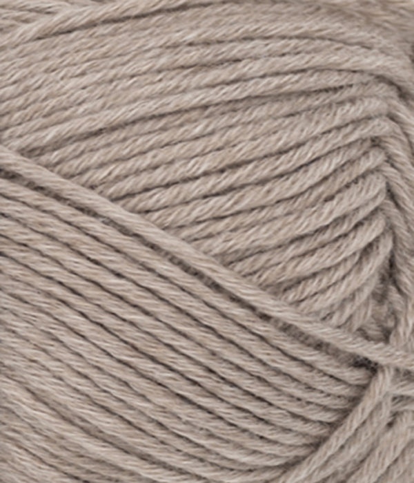 Nahaufnahme von Sandnes Garn Duo 2650 Beige Mottled