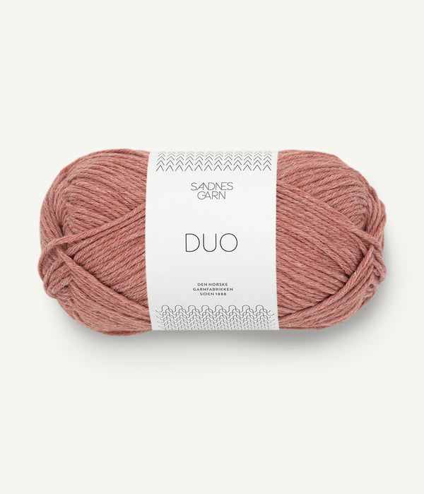 Sandnes Garn Duo 3543 Warm Brown Mottled – Garn aus 55 % Merinowolle und 45 % Baumwolle