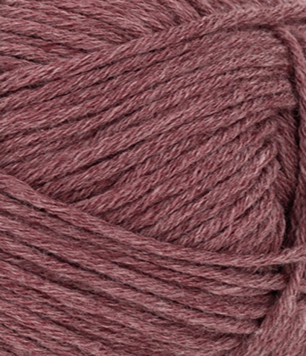 Nahaufnahme von Sandnes Garn Duo 4344 Dark Powder Pink