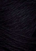 Nahaufnahme von Sandnes Garn Line 1099 Black