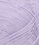 Nahaufnahme von Sandnes Garn Tynn Line 5223 Lavender