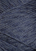 Nahaufnahme von Sandnes Garn Tynn Line 6061 Dark Greyblue