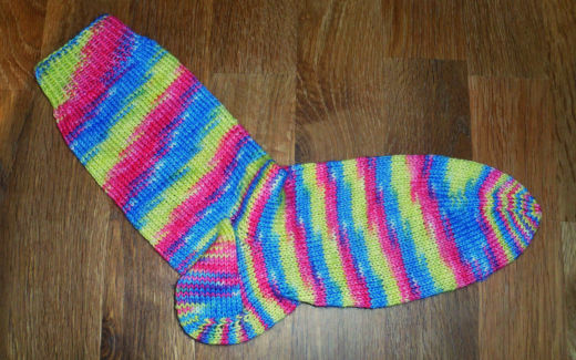 Der Faden - die erste fertige Socke aus selbstgefärbter Sockenwolle